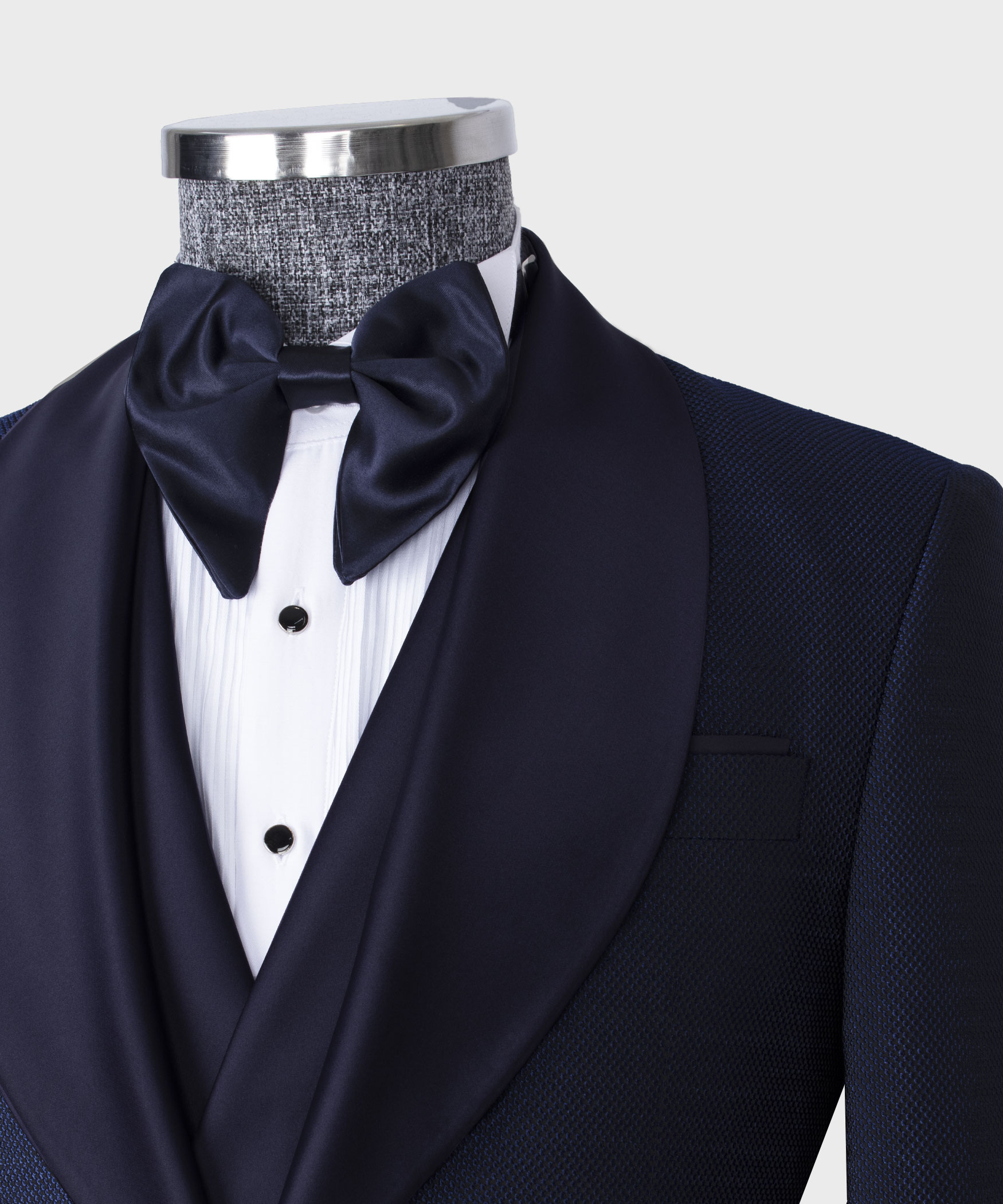 4-classic-tuxedo-10484