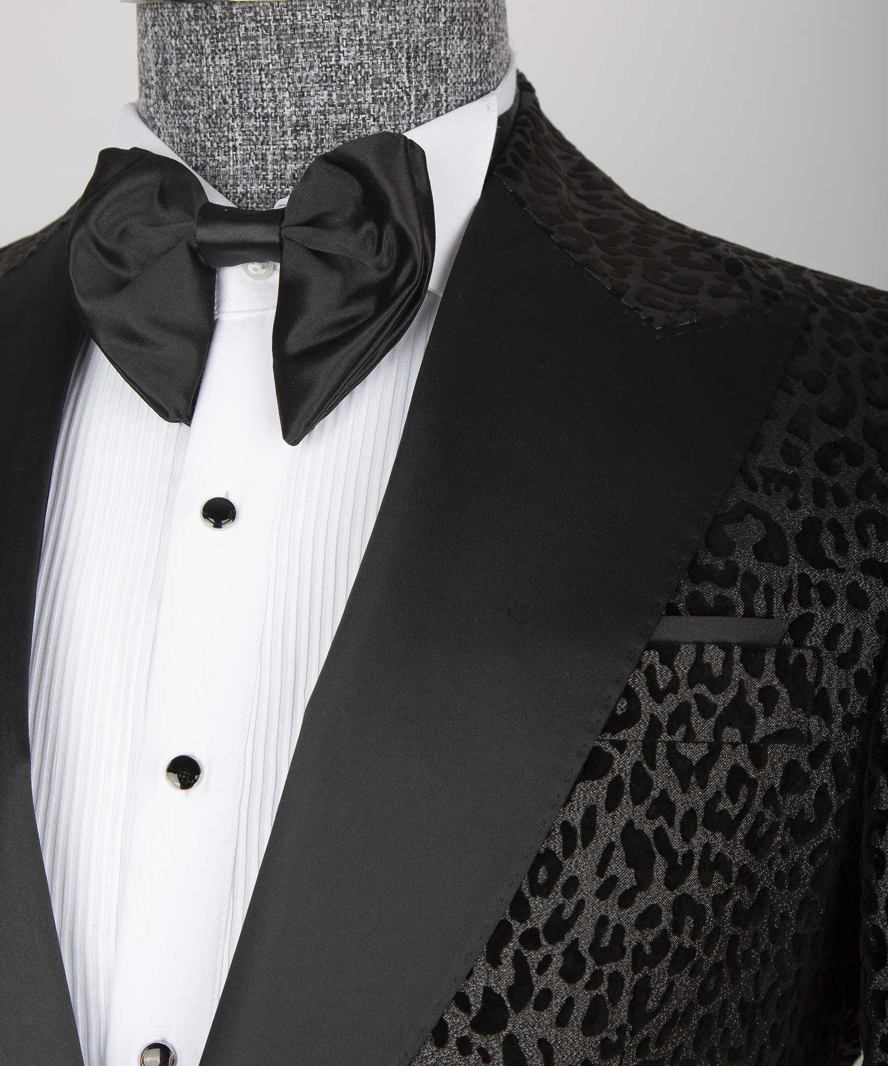 9-leopard-tuxedo4