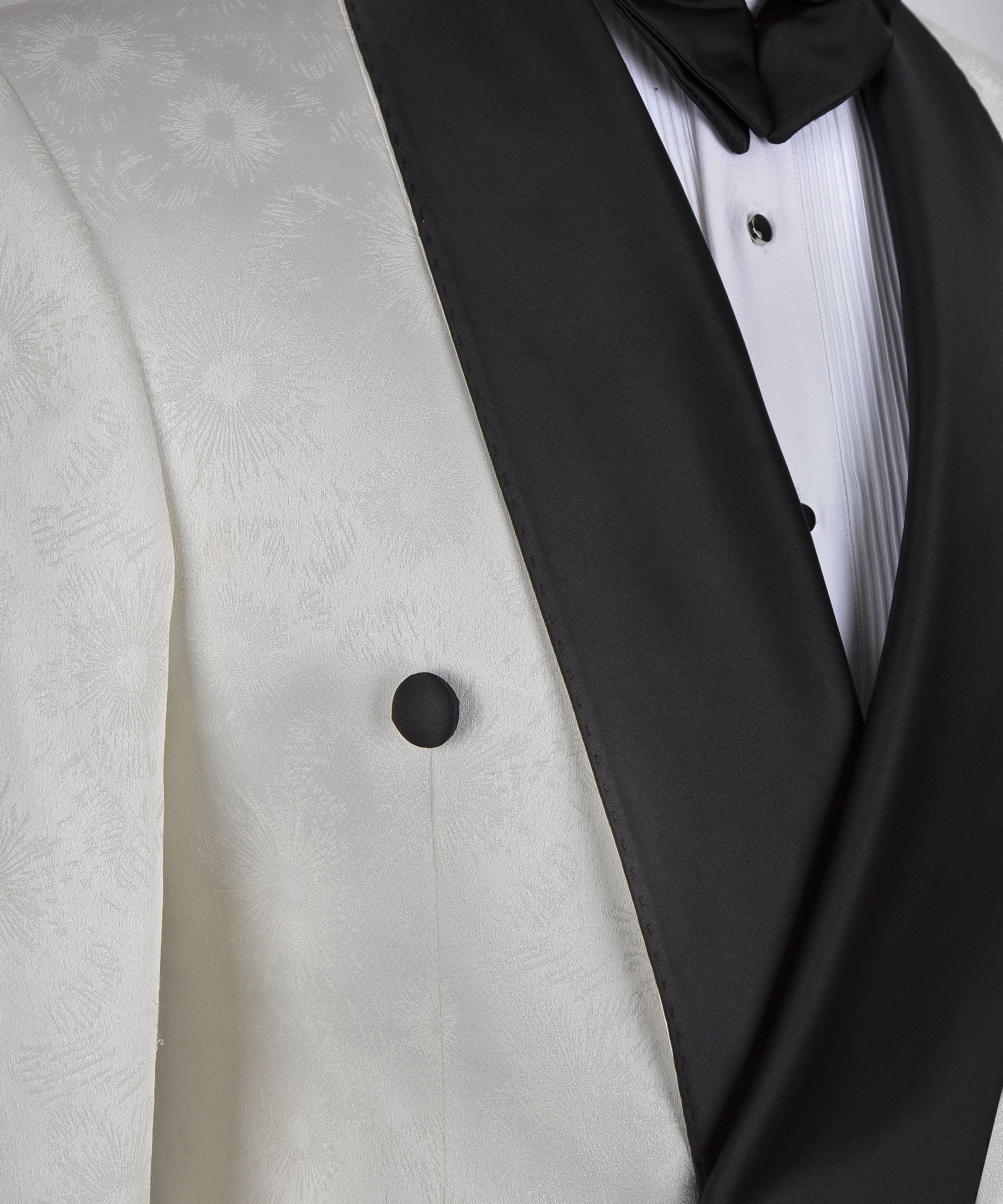 belted-tuxedo-white-black4