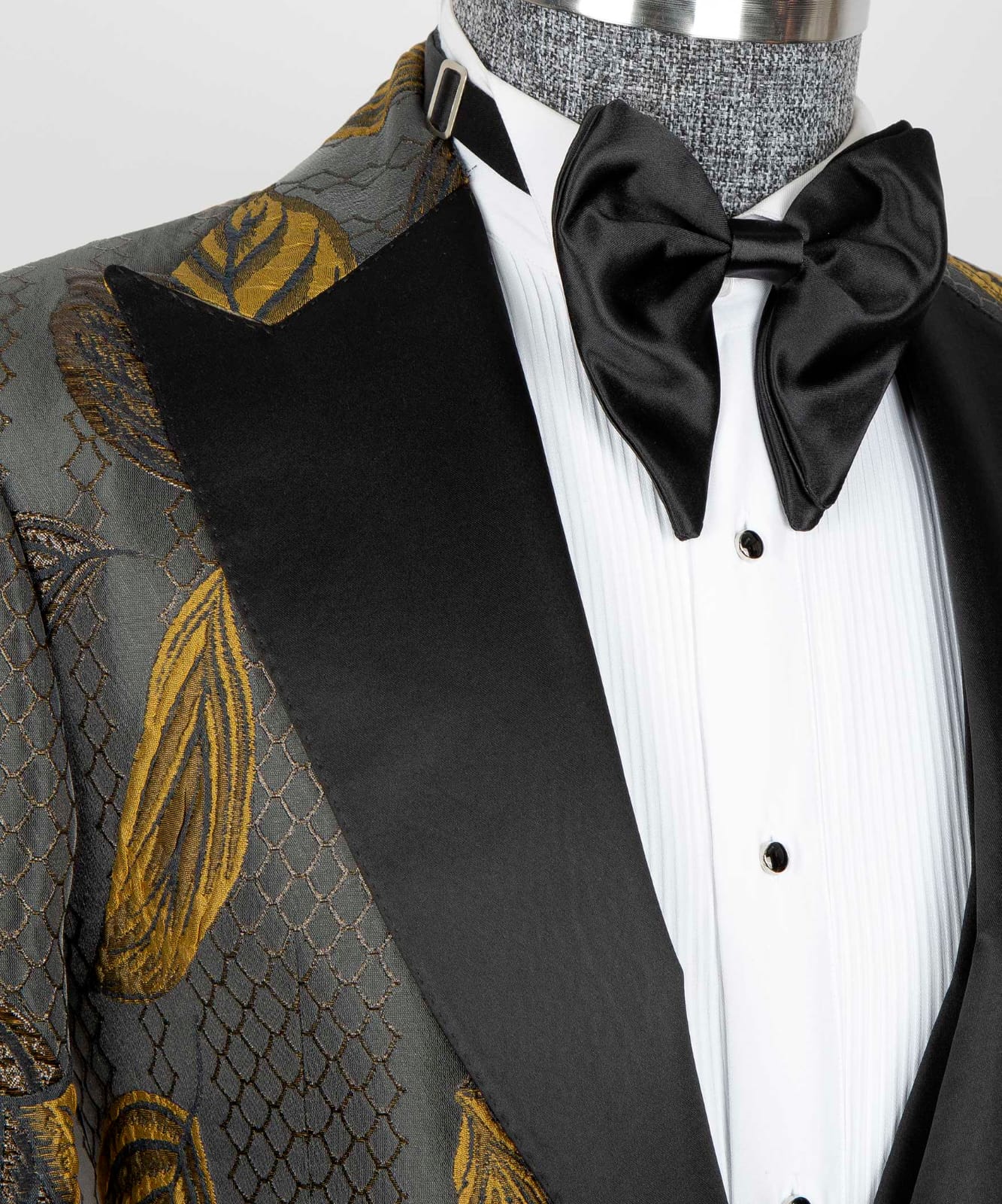 oriental-tuxedo-gold-brown4