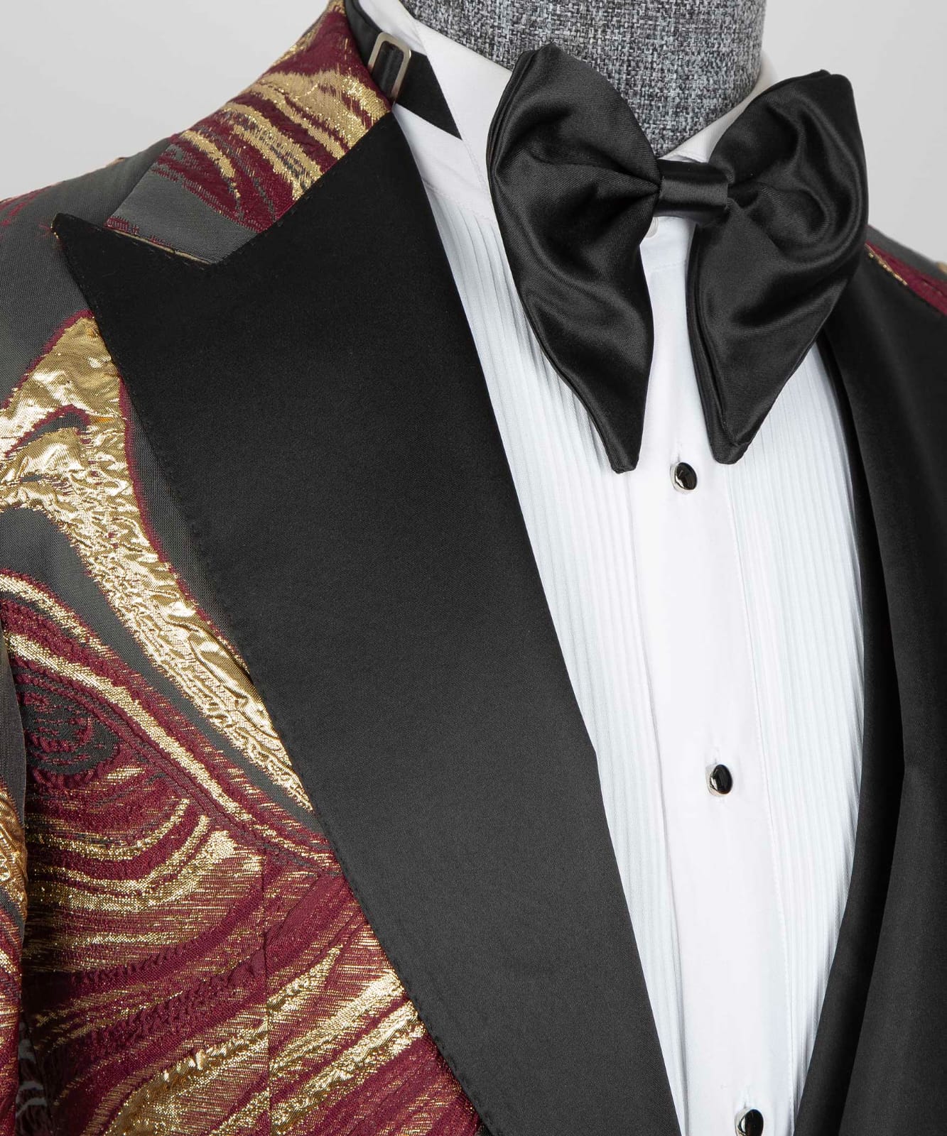 oriental-tuxedo-gold-burgundy4
